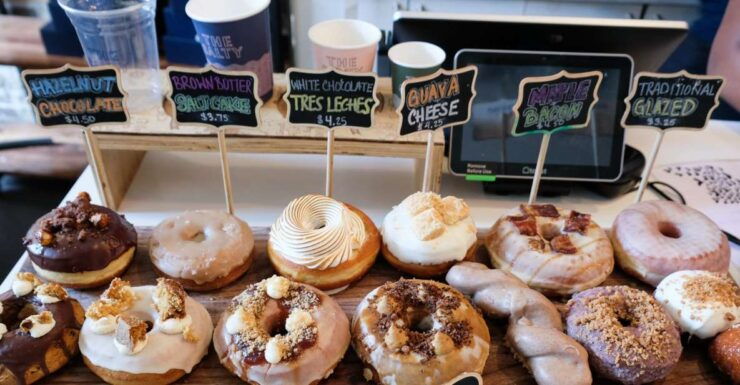 Miami: Wynwood Donut Tour With Donut Tastings - Good To Know