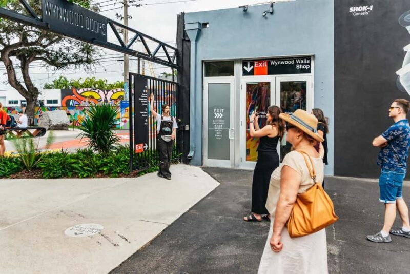 Miami: Wynwood Walls, Galleries, and Murals Guided Tour - The Group Experience and Practical Details
