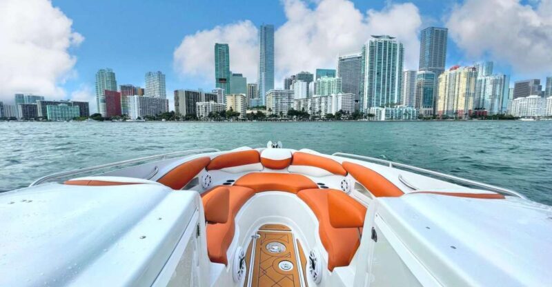 Miamis Best Views: Private Boat Tour - A Closer Look at the Private Boat Experience
