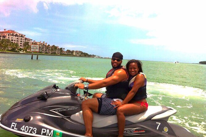Miami's Islands And Sandbars on a High-Speed Jet Ski Tour - An In-Depth Look at the Miami Jet Ski Tour  