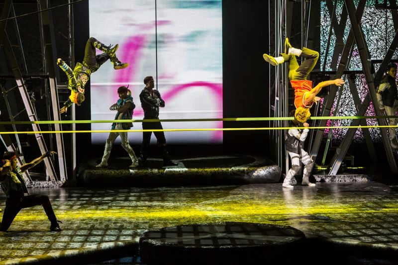 Michael Jackson ONE by Cirque du Soleil Show Ticket in Las Vegas - Who will get the most from Michael Jackson ONE?