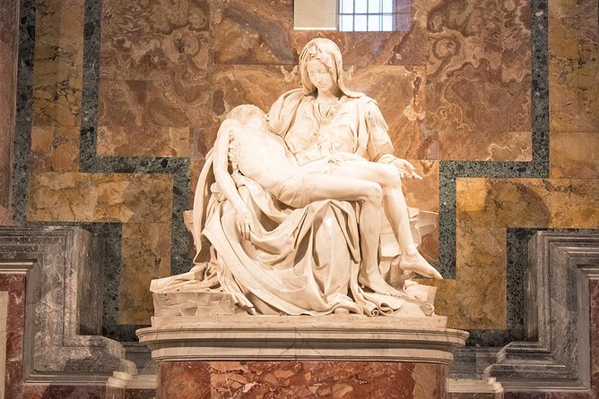 Michelangelos Vatican Tour in Rome: Sistine Chapel, Pietà, St Peters & Dome - Iconic Collections Covering