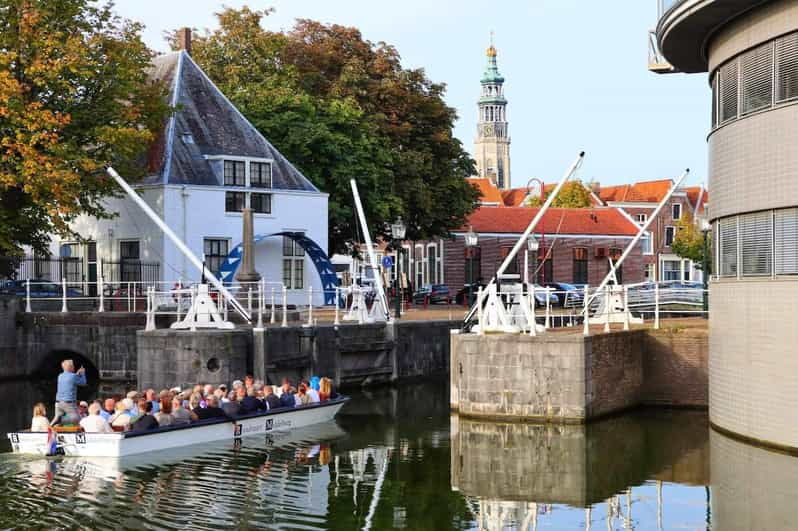 Middelburg: City Canal Cruise - Good To Know
