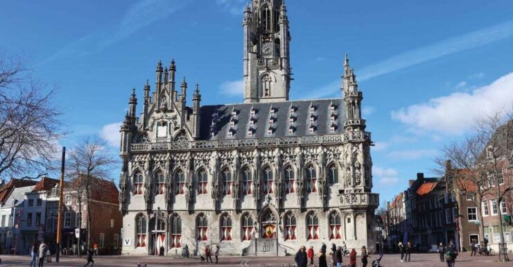 Middelburg: Guided Tour Townhall - Experience Highlights