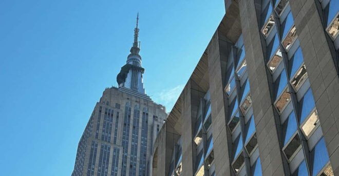 Midtown Manhattan: Times Square and Skyscrapers Walking Tour - Tour Experience