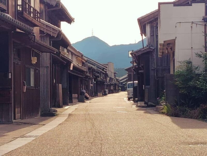 Mie: Step Back in Time on a Guided Walk Through Seki-juku - Exploring Seki-juku: A Step Back in Time