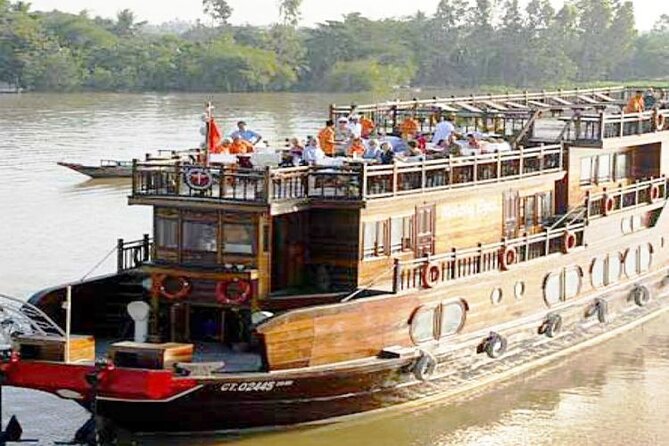 Mien Tay Sampan Private Cruise 2 Days 1 Night - Meals and Dining Experience