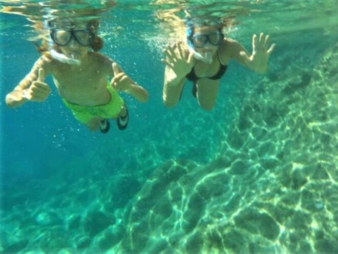 Mikros Gialos: Lefkada Guided Kayak Tour With Refreshments - Activity Description