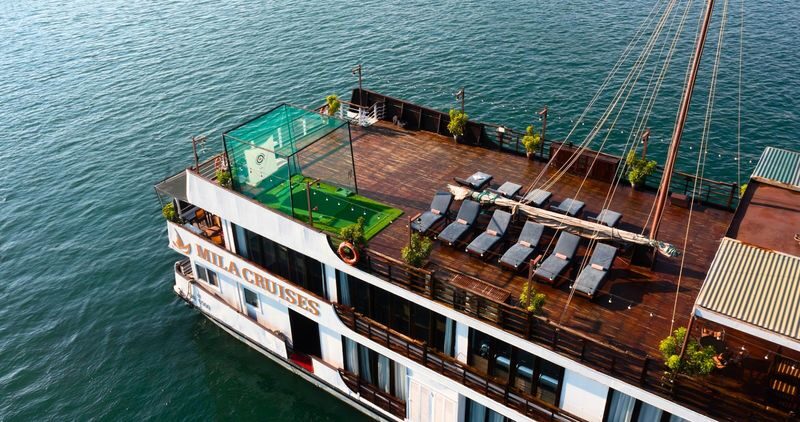 Mila 3D2N Cruise: Ha Long Bay, Sung Sot, Ti Top - Day one: Pearl Farm, Sung Sot Cave and dinner aboard