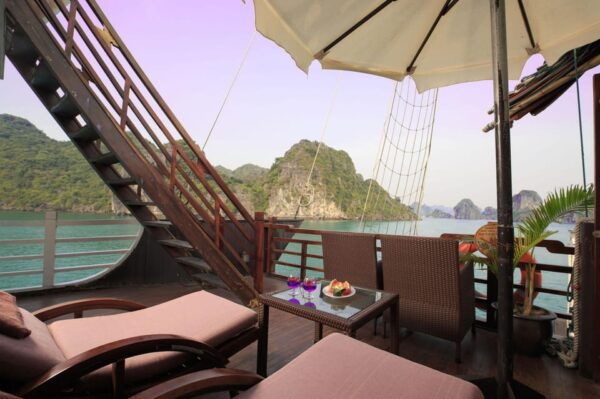 Mila Cruise 2D1N Tour on Halong Bay - What to Bring