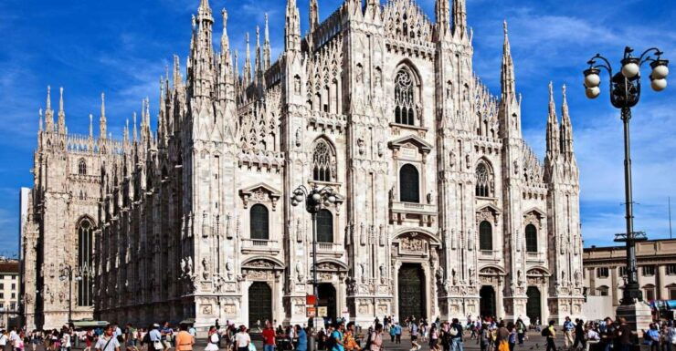 Milan: 3-Hour Sightseeing Tour With Duomo and La Scala Entry - Highlights: Duomo and La Scala