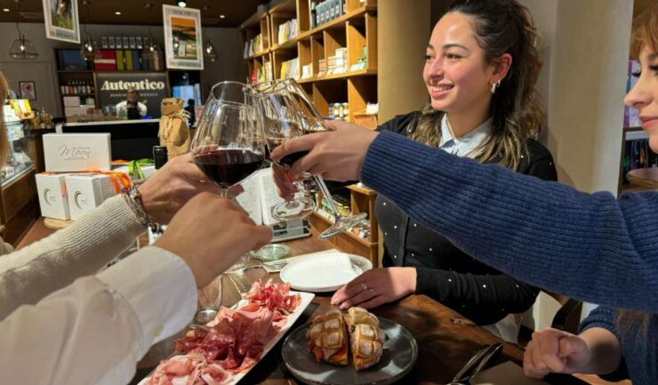 Milan: Aperitivo With Food Selection & a Glass of Wine - Experience Details