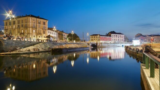 Milan Audioguide - Travelmate App for Your Smartphone - Directions for App Download