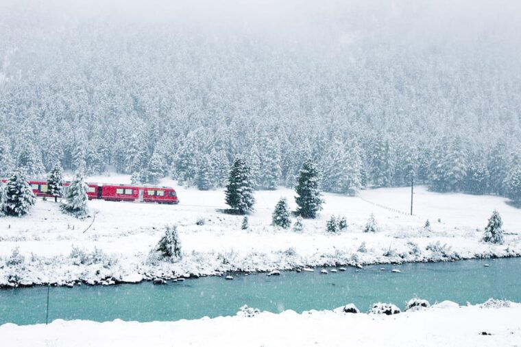 Milan: Bernina and Glacier Train Tickets & Sankt Moritz Tour - Returning to Milan