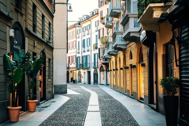 Milan: Brera District Walking Tour with Aperitivo - Practical Details and What to Expect
