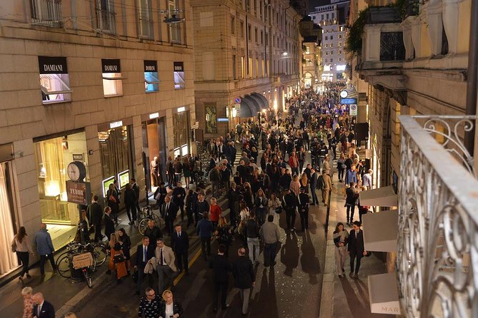 Milan by Night Private Guided Tour, by Car - Booking and Confirmation Details