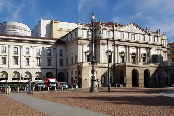 Milan by Night Walking Experience - Itinerary Highlights