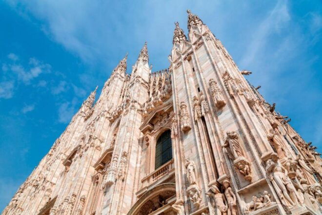 Milan Cathedral and Terraces Guided Tour With Fast Track - Itinerary