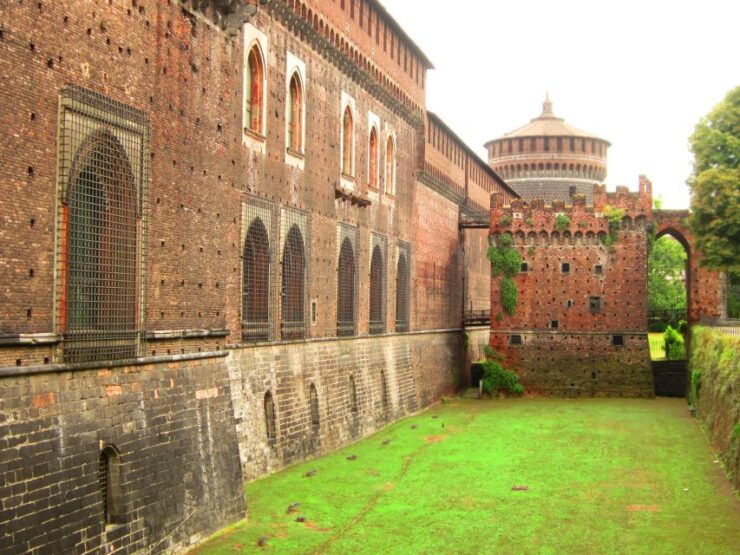 Milan Cathedral, Sforza Castle and Michelangelo's Pietà Tour - Tour Details