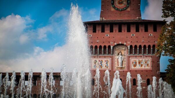 Milan: City Highlights Self-Guided Tour in One Walk - The Sum Up