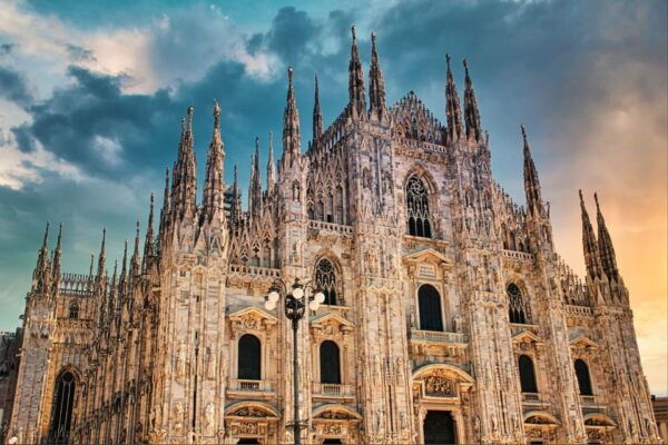Milan: Duomo & Terraces Ticket by Elevator & In-App Tour - Customer Reviews