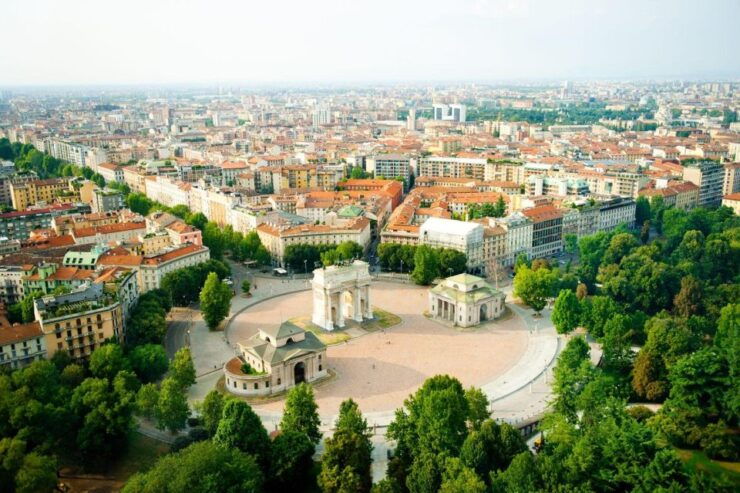Milan Family Discovery Walk: Piazzas and Castles - Pricing and Duration