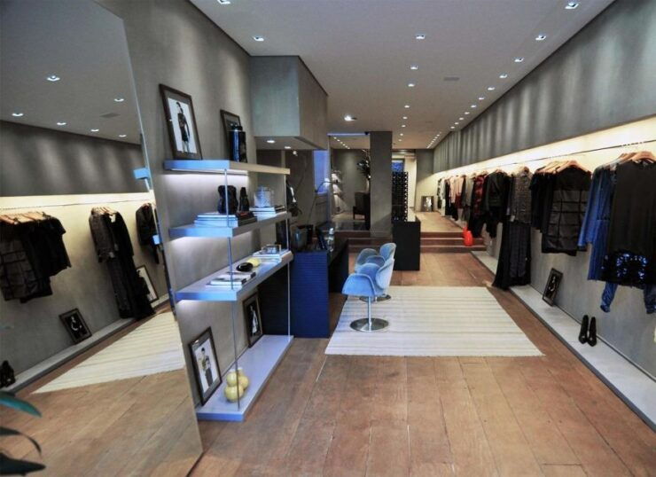 Milan: Fashion Experience and Outlet Shopping Tour - Tour Details