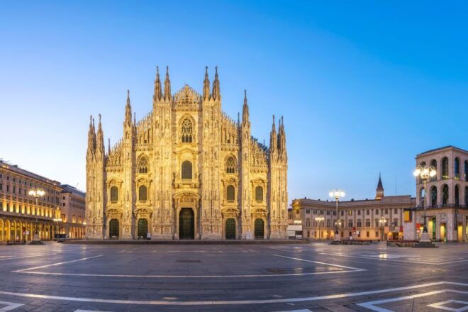 Milan: First Discovery Walk and Reading Walking Tour - Important Information