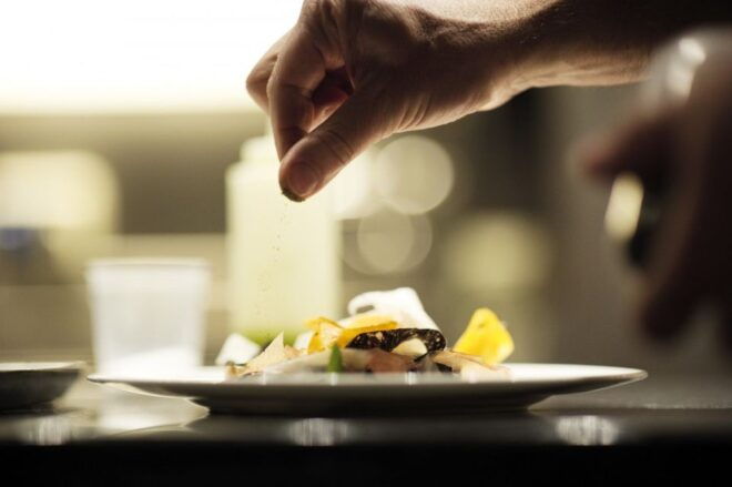 Milan Food and Secrets Tour - Expert Guide and Landmark Visits