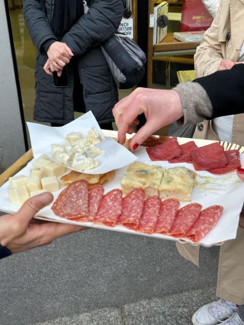 Milan: Gourmet Street Food Tour With Sightseeing and Tasting - Good To Know