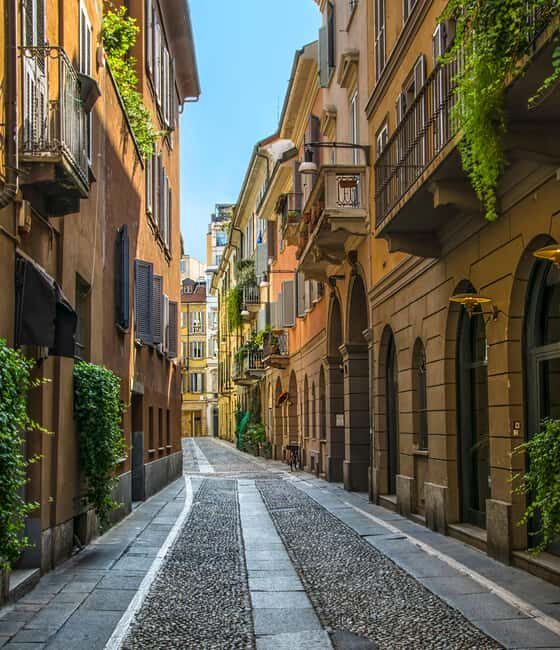 Milan: Guided Dog-Friendly Tour, From Gothic to Eclectic - Authentic Insights From Past Travelers