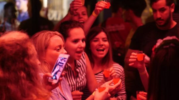 Milan: Guided Riviera Bar Crawl With Shots and VIP Entry - Drinks and Socialization