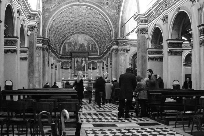 Milan: Highlights and Secret Treasures Walking Tour - Start Time and Cancellation Policy: Plan Your Tour Carefully