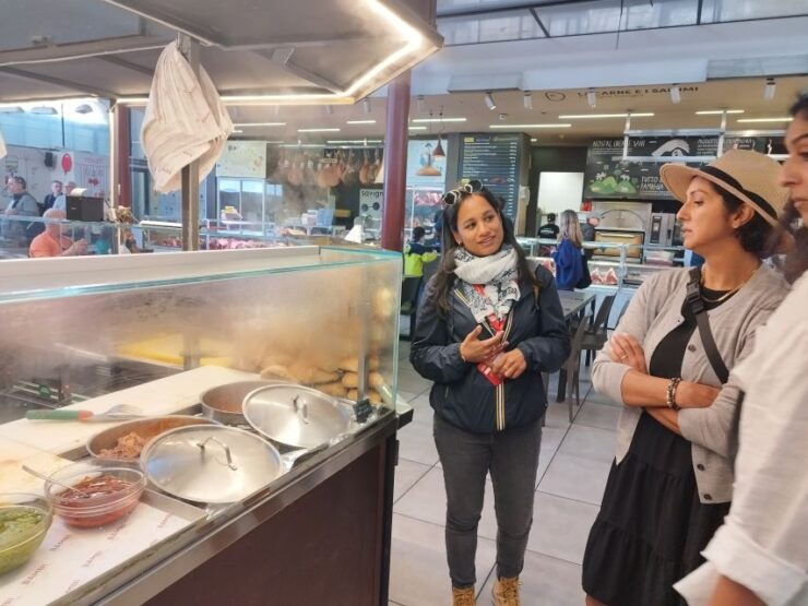 Milan: Historical Highlights and Street Food Guided Tour - Experience