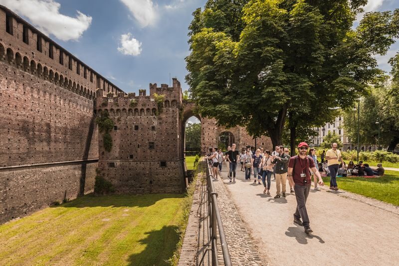 Milan Historical Walking Tour with the Last Supper ticket - The short version