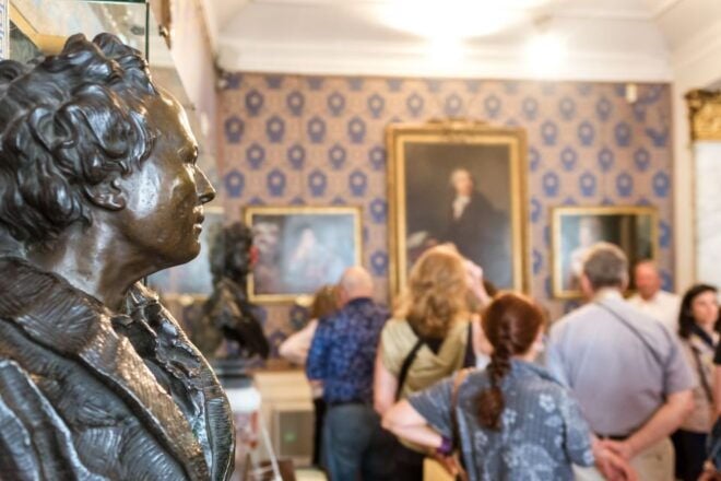 Milan: La Scala Museum and Theater Tour - Discovering the Musical History of Milan