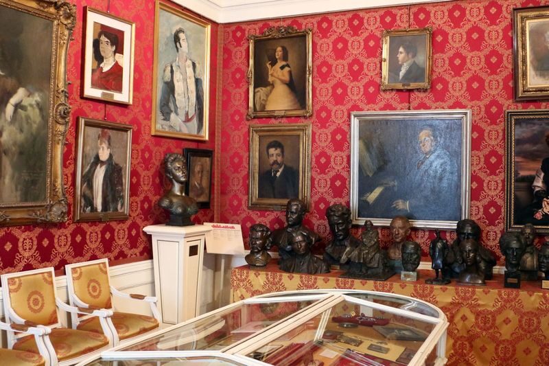 Milan La Scala Theater and Museum Tour - What $43.85 gets you