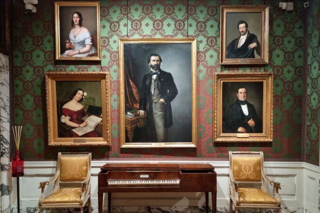 Milan: La Scala Theater and Museum Tour With Entry Tickets - Directions