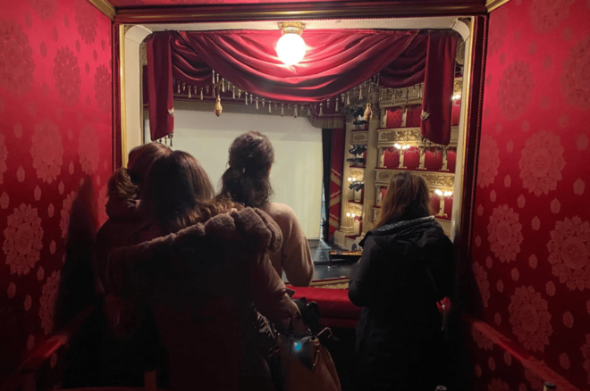 Milan: La Scala Theater Museum Tour With Entry Ticket - Meeting Point and Accessibility