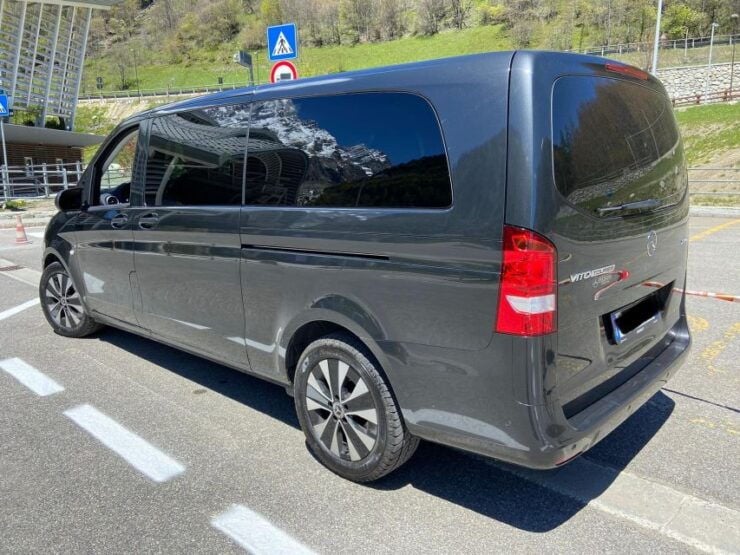 Milan LINATE Airport Transfer VIP Service MINIVAN V CLASS MB - Pricing Details