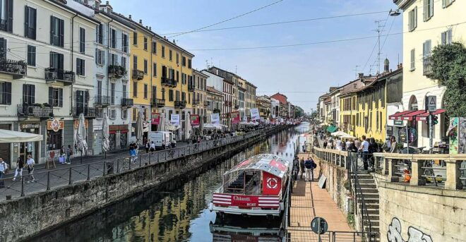 Milan: Navigli District Canal Boat Tour With Aperitivo - Full Description of the Tour