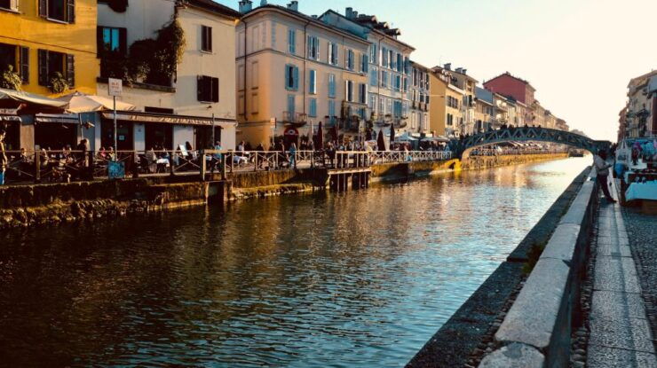 Milan: Navigli District Private Tour With Lunch - Activity Description