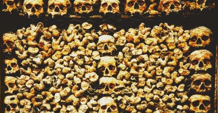 Milan Off-the-Beaten-Path Private Walking Tour - Pricing and Dress Code Information