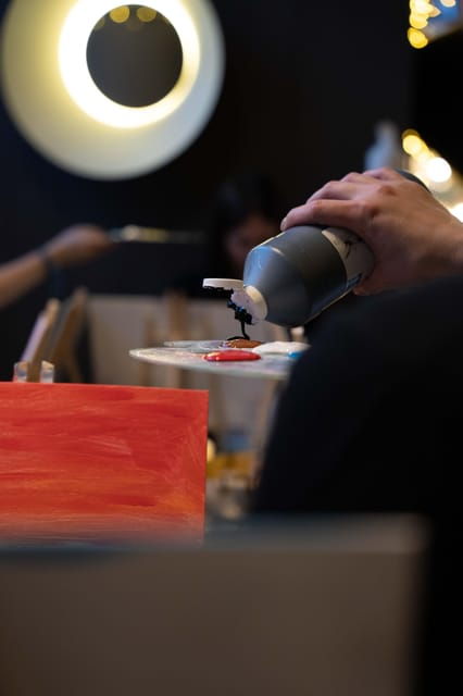 Milan: Paint 'n Sip Class - Who Will Love This Experience?