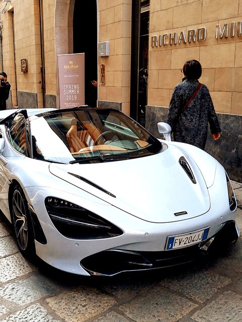 Milan Postcard Viewpoints Walk with Locals - Travel Bloggers - FAQ