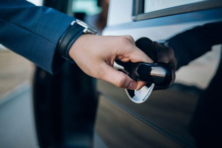 Milan: Private 1-Way Transfer To/From Cortina Dampezzo - Pricing Information