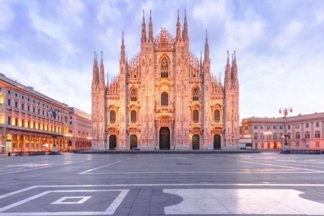 Milan: Private Architecture Tour With a Local Expert - Detailed Tour Description
