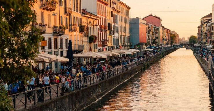 Milan: Private Navigli Neighborhood Walking Tour - Experience