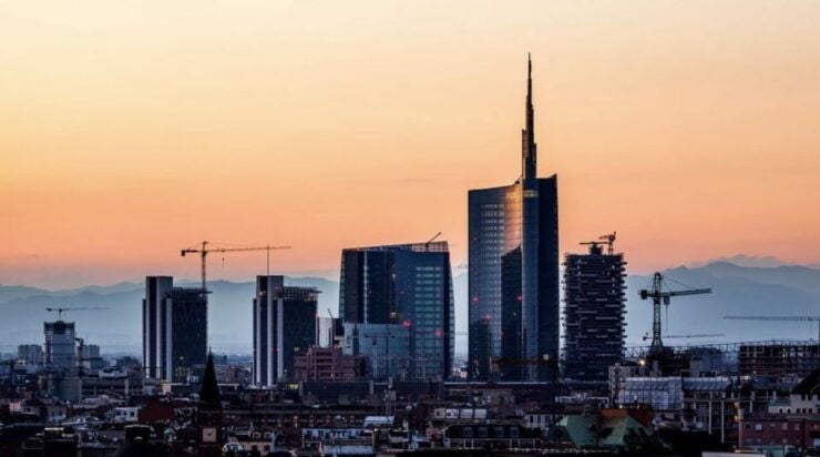 Milan: Private Porta Nuova Walking Tour With Food Tasting - Good To Know
