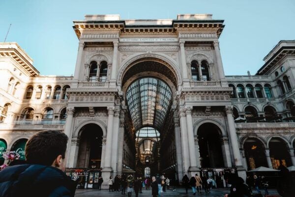 Milan: Private Walking Tour With Last Supper and Duomo Entry - Meeting Point and Logistics